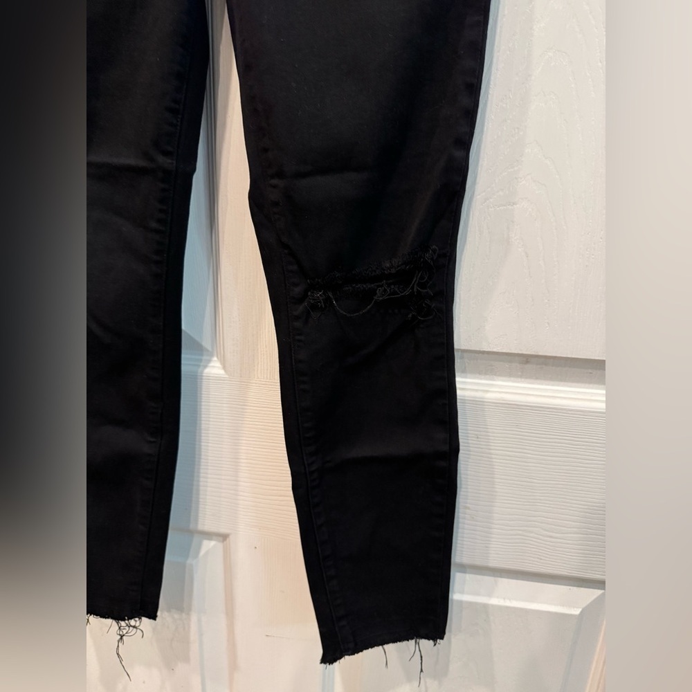 Paige Verdugo Distressed Crop Jeans Womens Size 29 Black Denim Pockets Fray Hem - Picture 5 of 14